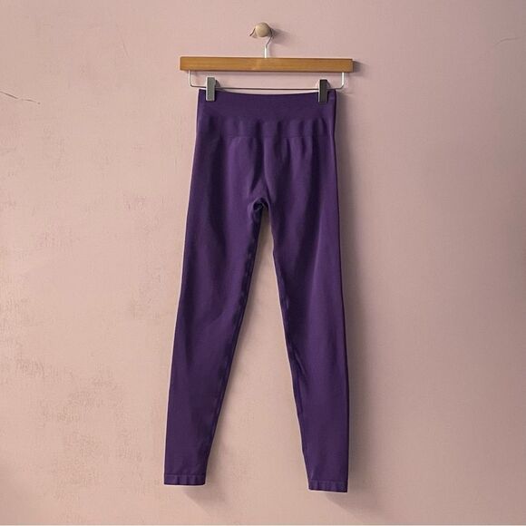 Aurola Intensify Seamless Purple Leggings Size XS EUC - Picture 1 of 12